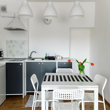 Ferienwohnung Kamienica Uniejów Exterior foto